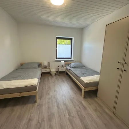 Δωμάτια σε οικογενειακή κατοικία Monteurzimmer Ferienzimmer In *